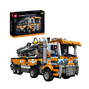 Mould King 19014 Pneumatic concrete pump truck | 2 132 parts